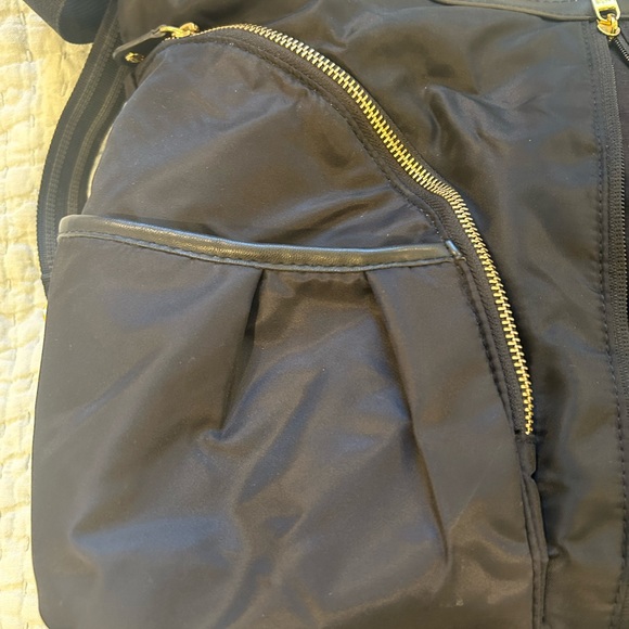 SkipHop Diaper Bag, Black. - Picture 4 of 11